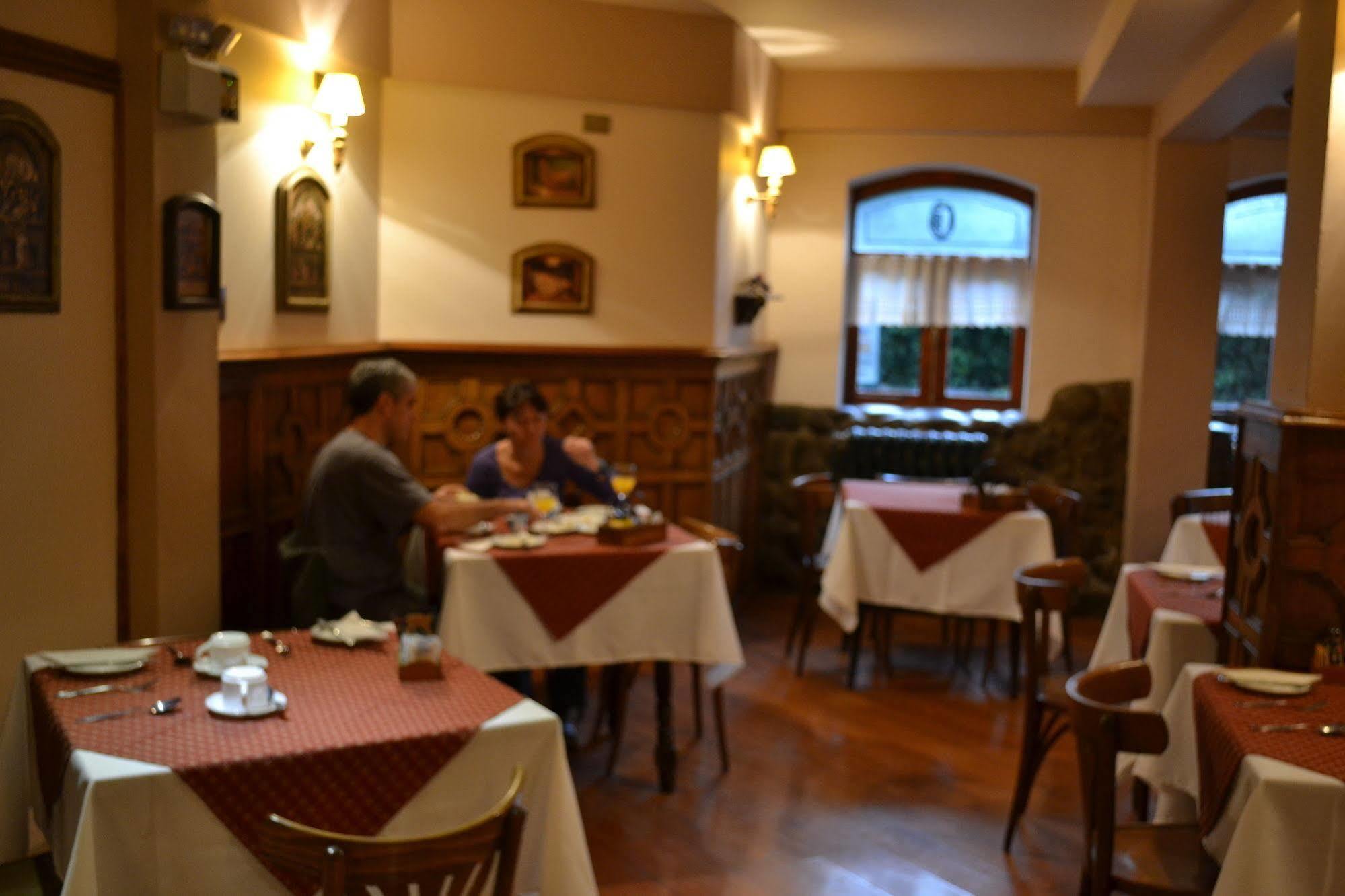 Hotel Isla Rey Jorge Пунта Аренас Екстериор снимка