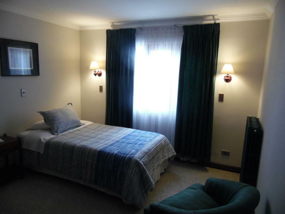 Hotel Isla Rey Jorge Пунта Аренас Екстериор снимка
